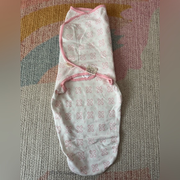 0-3 months Organic KeaBabies Swaddle *Bundle only item* - Picture 1 of 5